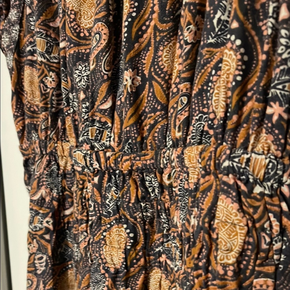 Patterned Brown Floral Ruffle Dress - Picture 8 of 9